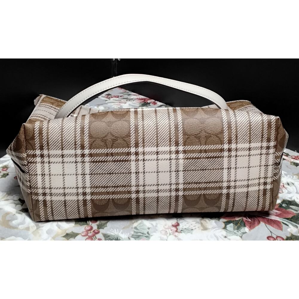 Coach ladies Purse Nandbag Brown & White Estate Fresh - Picture 7 of 8
